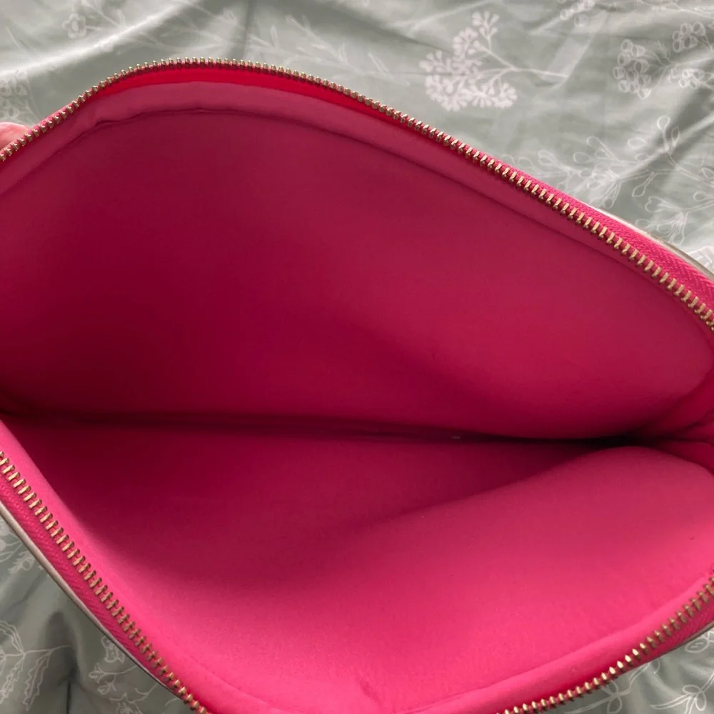 Lily Pulitzer padded laptop pouch EUC - Picture 3 of 5